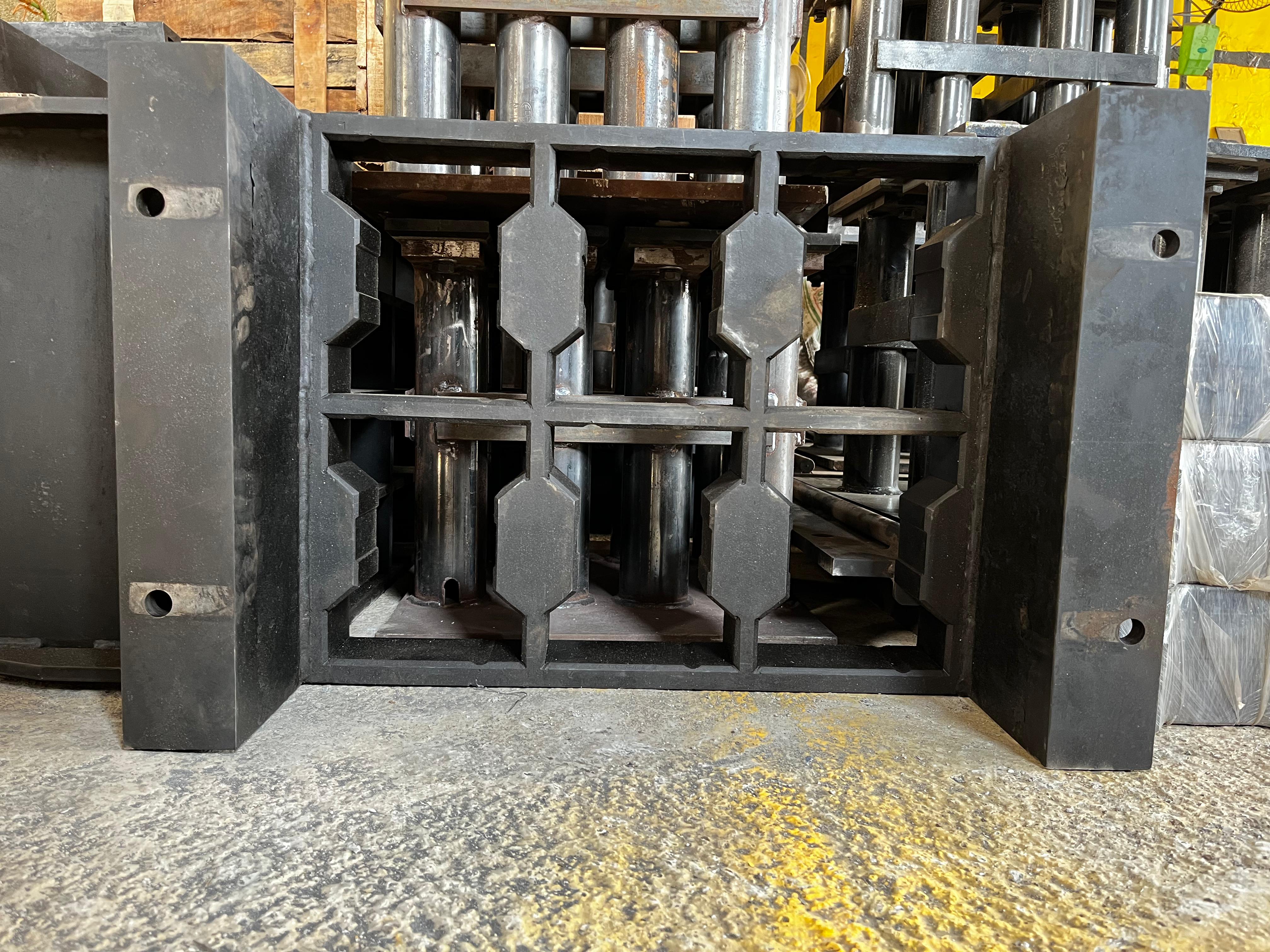 Concrete Block Mould
